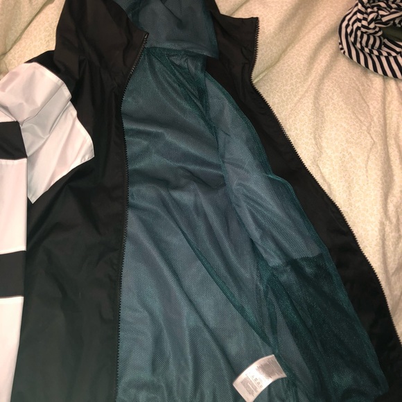 Addidas jacket - Picture 3 of 4